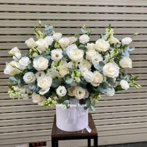 Lẵng Hoa Sinh Nhật Hồng Trắng